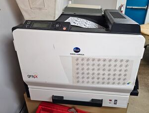 Konica Minolta magicolor 7450 II in 4935 Vinyl Cutting
